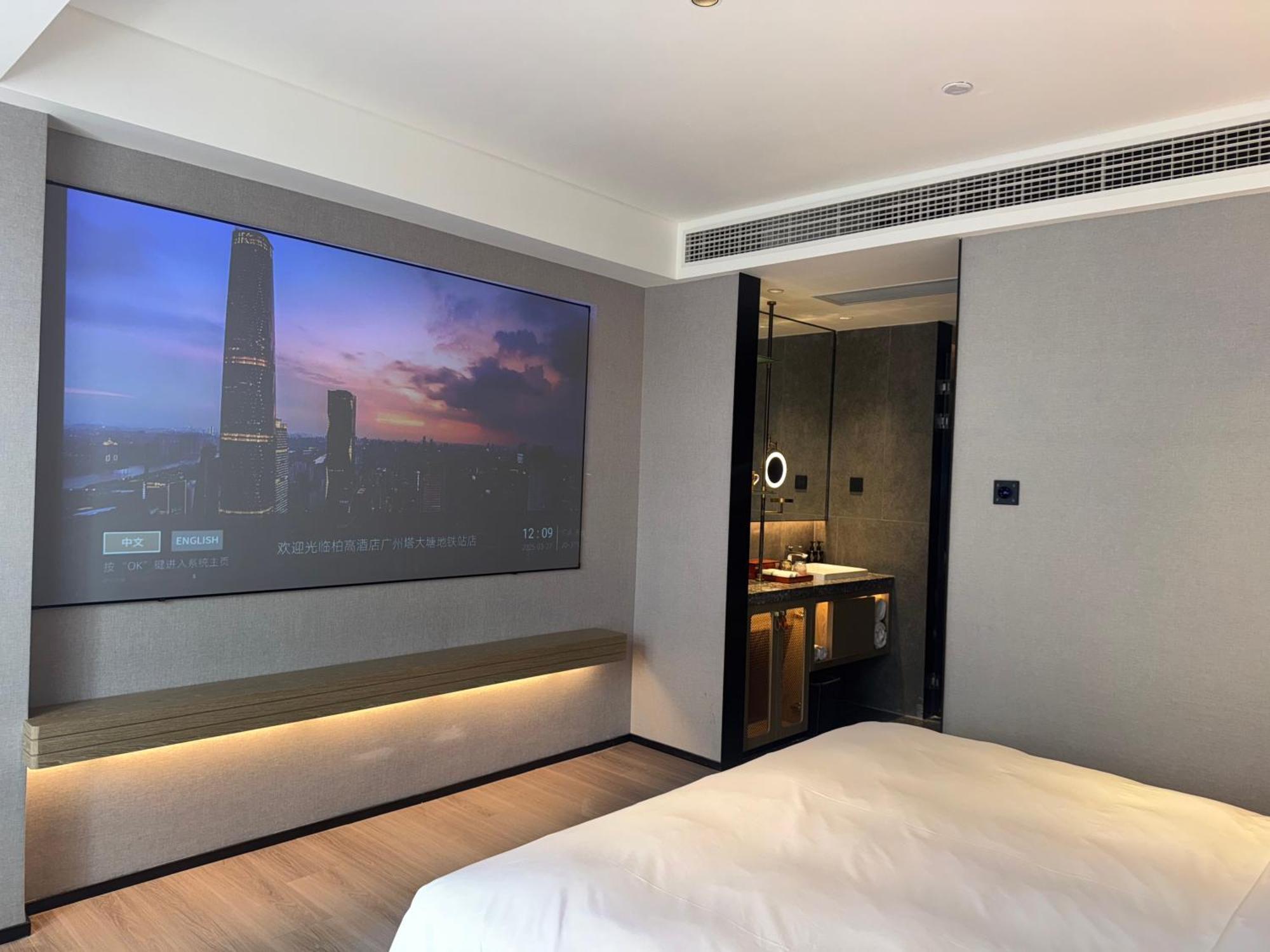 Paco Hotel Datang Metro Guangzhou Exterior photo